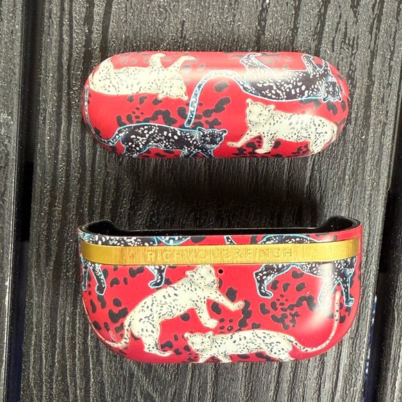 Airpod Pro Case Protective Case Shockproof, Scratch Resistant Samba Red Leopard - Picture 6 of 6